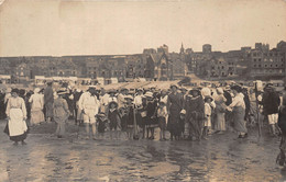 80-AULT-CARTE-PHOTO-SUR LA PLAGE - Ault