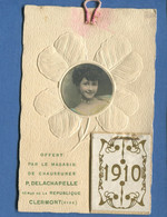 CPA Publicitaire Calendrier Complet 1910 Photo Jeune Femme Offert Magasin Chaussures Delachapelle Clermont Oise - Clermont