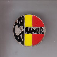 Namur - Pins Des Années '60 - Diamètre 30 Mm - Professionnels / De Société