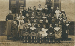 MARCHIENNE-AU-PONT : RARE CARTE PHOTO - Institut Des Oblates De L'Assomption - Classe De Filles - 1911 - Charleroi