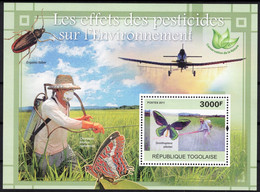 TOGO 2011 - Effet Des Pesticides Sur L'environnement - Papillon / Butterflies / Avion - YT BF 454 -  NEUF ** - Landbouw