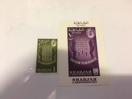 (stamps 22-5-2022)  (2 Stamp) Sharjah - Selection Of 2 Stamps (2 Mint) - Sharjah