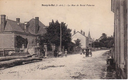 CPA  NEUVY LE ROI 37 - La Rue De Saint Paterne - Neuvy-le-Roi