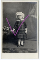 ♥️ Marie-Louise Vandenabeele. London (17.06.1916) W.A. Brown & Son  (Photo Studio, Montage, Fotokaart)(KL-B-5) - Photographs