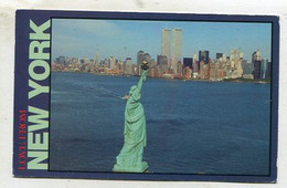 AK 056325 USA - New York City - The Stautue Of Liberty - Estatua De La Libertad