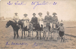 85-LES-SABLES-D'OLONNE CARTE-PHOTO- JUILLET 1921- EN EXCURSION A DOS ÂNES - Sables D'Olonne