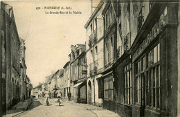 Paimboeuf * La Grande Rue Et La Mairie * Restaurateur COSSET - Paimboeuf
