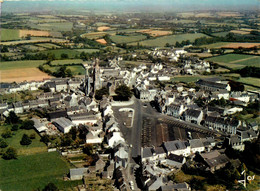 Pleyben * Vue Générale Du Bourg Du Village * Le Parking - Pleyben