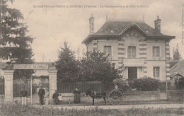 St-GERVAIS-les-TROIS-CLOCHERS. - La Gendarmerie Et La Villa St-Martin. Carte Pas Courante - Saint Gervais Les Trois Clochers