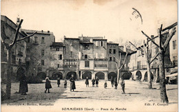 30 SOMMIERES - Place Du Marché - Sommières
