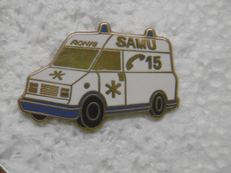 Pin's Transports - SAMU 15 RONIS - Pins EGF Pin Transport Sanitaire Ambulance - Transportation