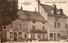 CPA Baigneux Les Juifs-Un Coin De La Place-La Vieille Maison     L1587 - Autres Communes
