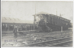 - 908 -   MALINES  Photo Carte 1913  Deraillement De Train !!!!! - Malines