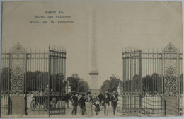 Cartes Postales  PARIS  Sortie Des Tuilleries Place De La Concord - Flugwesen