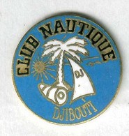 Pin's Djibouti Club Nautique - Schwimmen