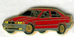 Pin's Arthus Bertrand Automobile Voiture Car BMW Rouge - BMW