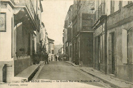 La Réole * La Grande Rue Et Le Moulin Du Mirail * Commerce Magasin VIAUD - La Réole