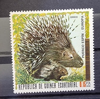 GUINEE EQUATORIALE Porc Epic. Yvert N° PA 87 Dentélé Neuf Sans Charniere. Mnh - Knaagdieren