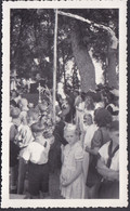 Photo Originale Amateur Vezelise Monument Notre Dame Du Voeu Ceremonie Inauguration 1947 ( 51747) - Lugares