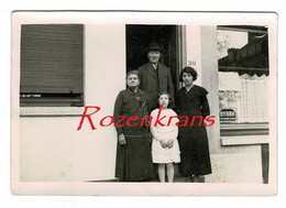 Oude Foto Klein Formaat (6.2 X 9 Cm) Byrrh Versterkende Kina Bock Artois Reclame Reclameplaat Emailplaat - Autres & Non Classés