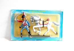 FIGURINE SOLDAT PLOMB - GLORIEUX CAVALIERS DE NAPOLEON - STARLUX - N°1 HUSSARD          (2105.36) - Starlux