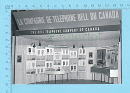 Expo-Quebec 1961- Grande Photo - Photo Kiosque De Bell Du Canada A Expo-Quebec, Photo Tiré D'archive , - Telephony