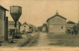 Mayenne * La Gare De St Baudelle * Ligne Chemin De Fer - Mayenne