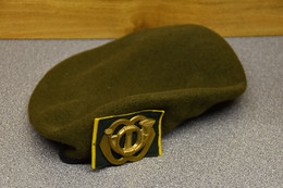 Baret-béret KL ELO 1981 Maat 55 Militaire Dienst Netherlands Garde Jagers Schaarsbergen (NL) - Casques & Coiffures