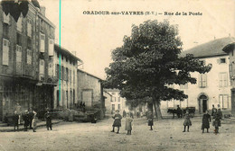 Oradour Sur Vayres * Place Et La Rue De La Poste * Arbre - Oradour Sur Vayres