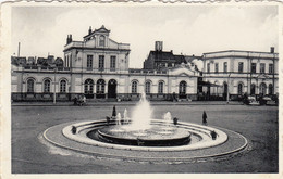 RENAIX - RONSE: Place Winston Churchill Et La Gare - Renaix - Ronse