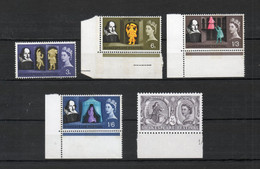 GRANDE BRETAGNE  N° 382 à 386   NEUFS SANS CHARNIERE  COTE  9.00€   SHAKESPEARE - Unused Stamps