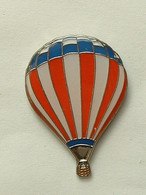 Pin's MONTGOLFIERE - Montgolfières