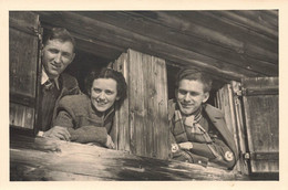 Carte-Photo - Fenêtre D'un Chalet Militaire  (10 X 15 Cm) - Andere & Zonder Classificatie