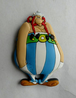 MAGNET PARC ASTERIX - FIGURINE OBELIX 2002 - Objets Publicitaires