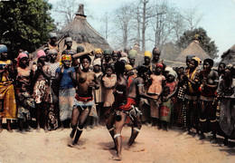 TOGO Danses Jeunes Filles BASSARI Niamtougou Cotocoli Lomé  éditions Ontt (2 Scans) N° 7 \MP7113 - Togo