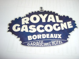 ETICHETTA  GARAGE DANS L'HOTEL ROYAL GASCOGNE BORDEAUX - Dépliants Turistici