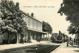 Arlanc * Vue Sur La Gare Du Village * Ligne Chemin De Fer - Autres & Non Classés