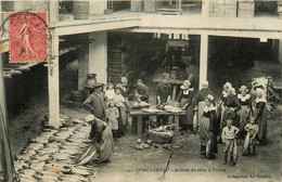 Concarneau * Arrivée Du Thon à L'usine * Conserverie Industrie * Coiffe - Concarneau