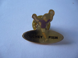 PIN'S PINS PIN PIN’s ピンバッジ   COUCHEY FIXIN 21 COTE D'OR THEME SPORT HANDBALL - Handball