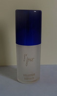 Flacon Spray  "8 ème Jour " D'Yves ROCHER Eau Caresse Déodorante 75 Ml VIDE Pour Collection Ou Décoration - Flakons (leer)