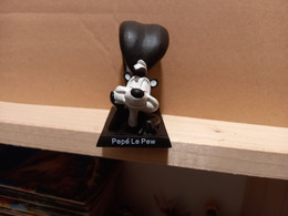 Personaggio Fumetti "Pepe' Le Pew" - Figurines