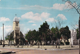 Algerie - Djelfa - Le Monument Et L'eglise - Djelfa