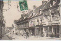 HOUDAN (78) Grand'rue (Café Du Grand Cerf & Du Cycle; Omnibus-Camionnage Ch.de Fer   / Bourrellerie-Sellerie) - Houdan