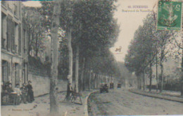 (92) SURESNES . Boulevard De Versailles  (Autos 1900 / Groupe De Gens Attablés à Terrasse De Café) - Suresnes