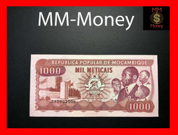 MOZAMBIQUE 1.000 1000 Meticais  16.6.1989  P. 132  "low Year Date Serial  0002006"    UNC - Mozambique