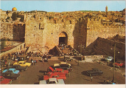 Jerusalem - Damascus Gate - & Old Cars - Israël