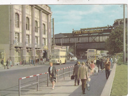 BERLIN   Autobus - Berliner Mauer