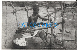 186821 AFRICA DAKAR SENEGAL COSTUMES NATIVE MALINKE WEAVER POSTAL POSTCARD - Kenya