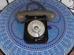 TELEFONO ANTICO RIADATTATO - Telefonía