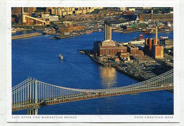 AK 057463 USA - New York City - East River And Manhattan Bridge - Bridges & Tunnels